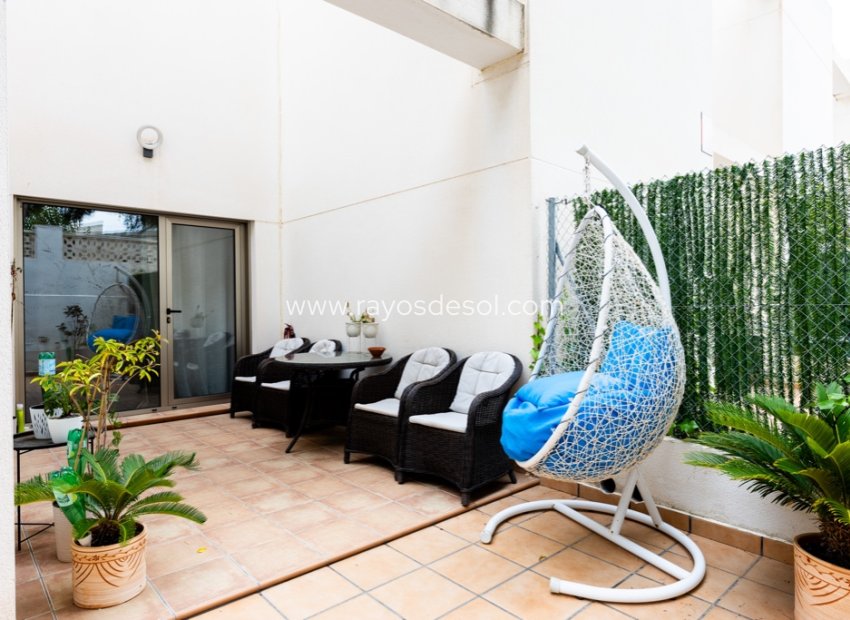 Resale - House - Torrevieja - Punta Prima