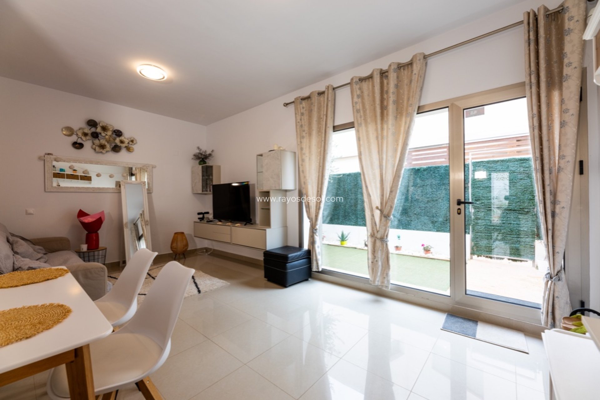 Resale - House - Torrevieja - Punta Prima