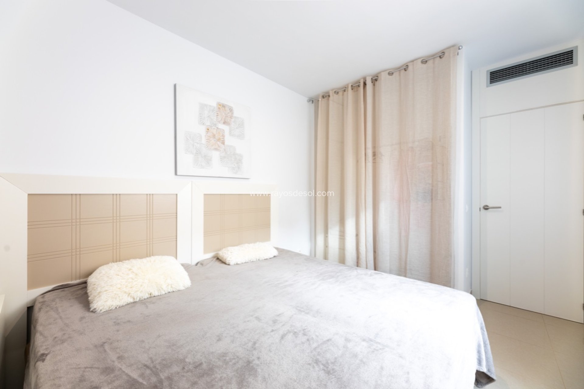 Resale - House - Torrevieja - Punta Prima