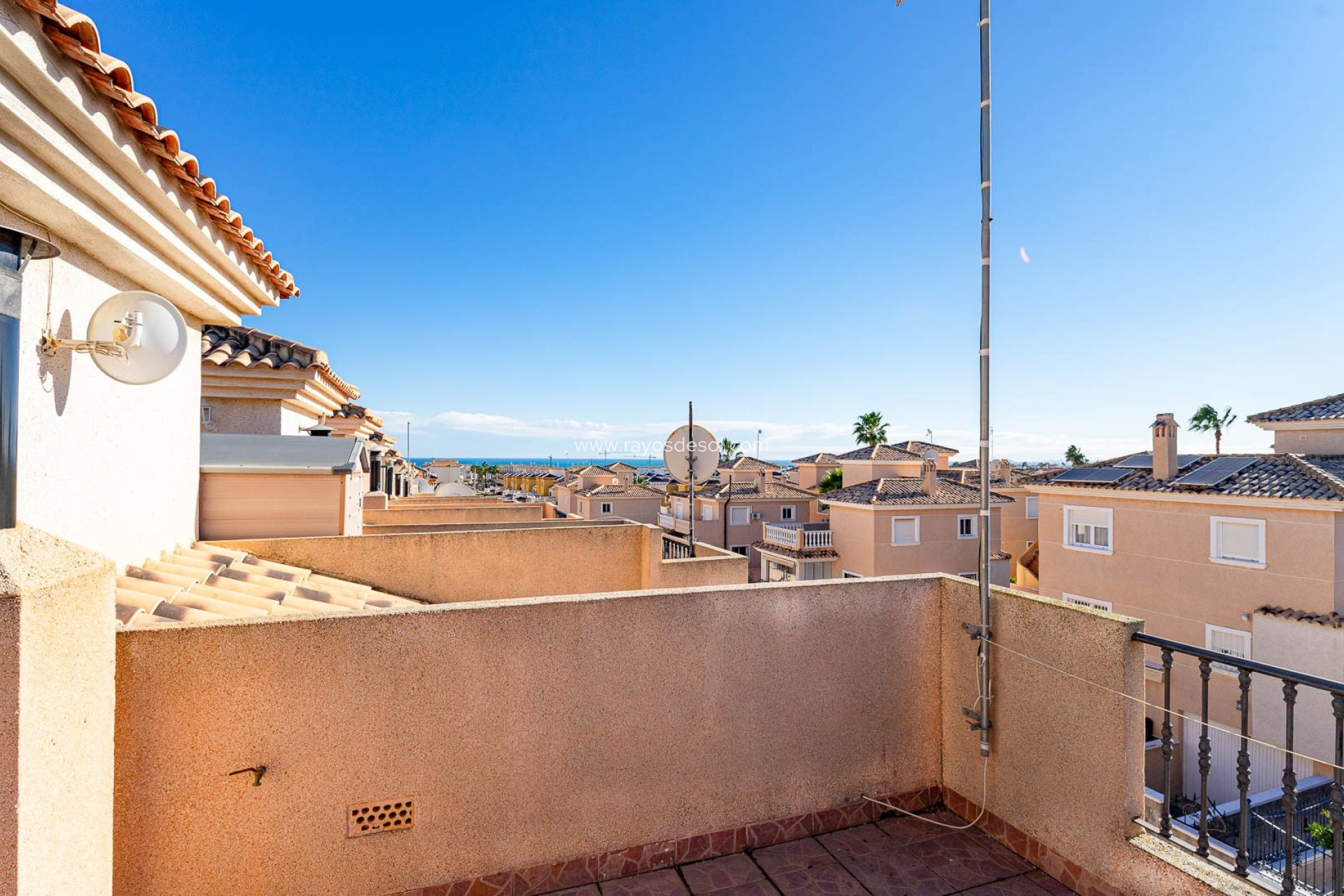 Resale - House - Torrevieja - Punta Prima
