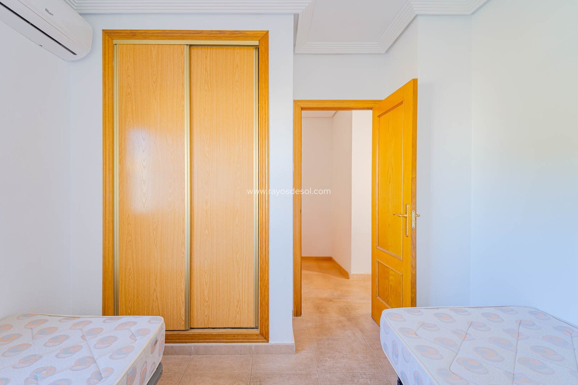 Resale - House - Torrevieja - Punta Prima