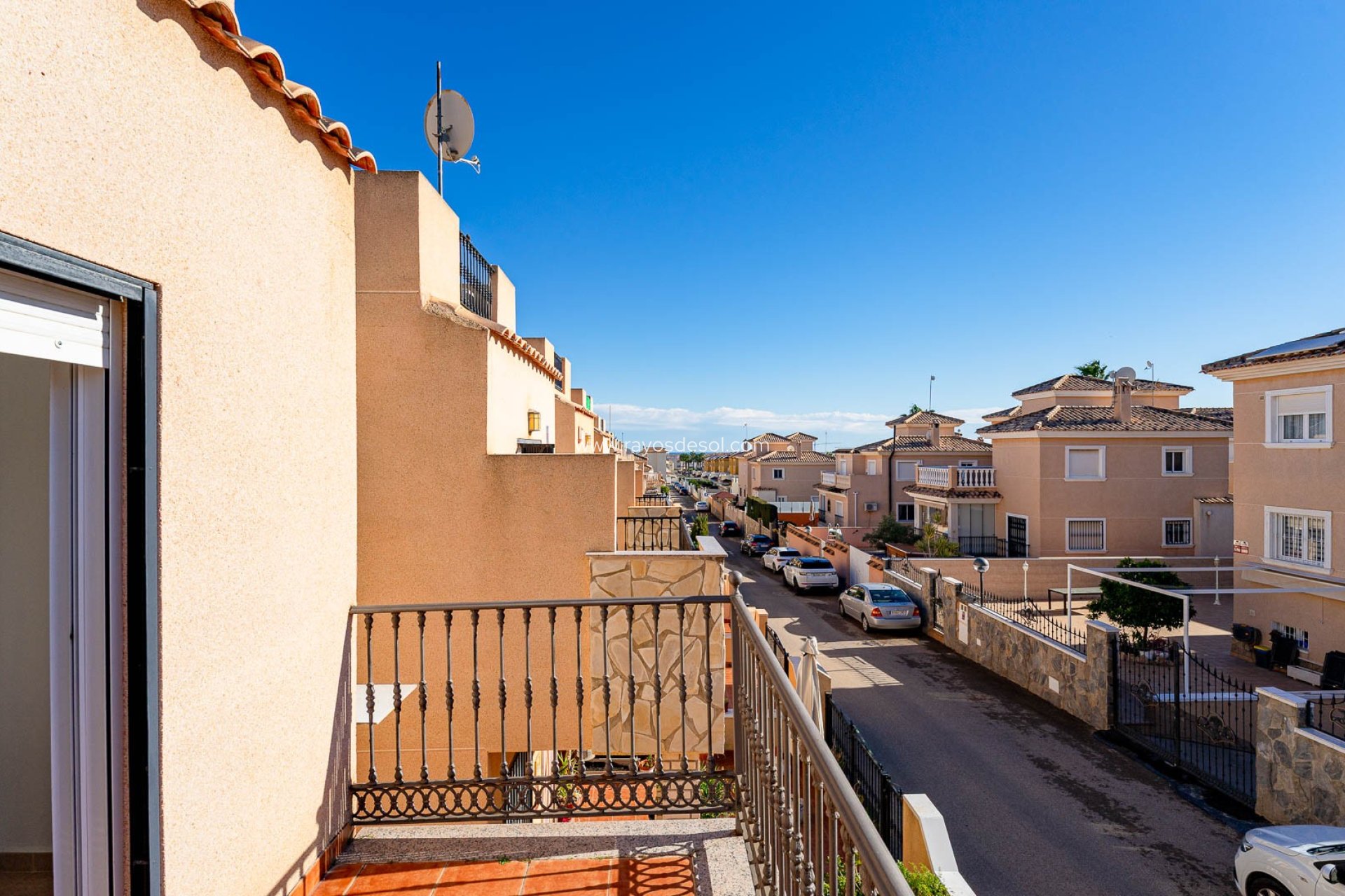 Resale - House - Torrevieja - Punta Prima
