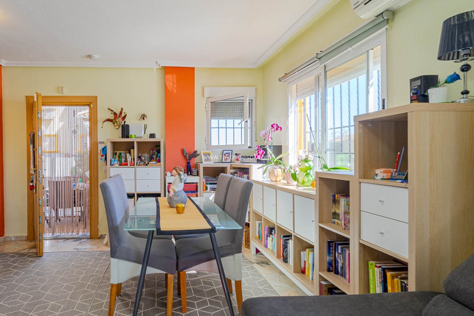 Resale - House - Torrevieja - Punta Prima