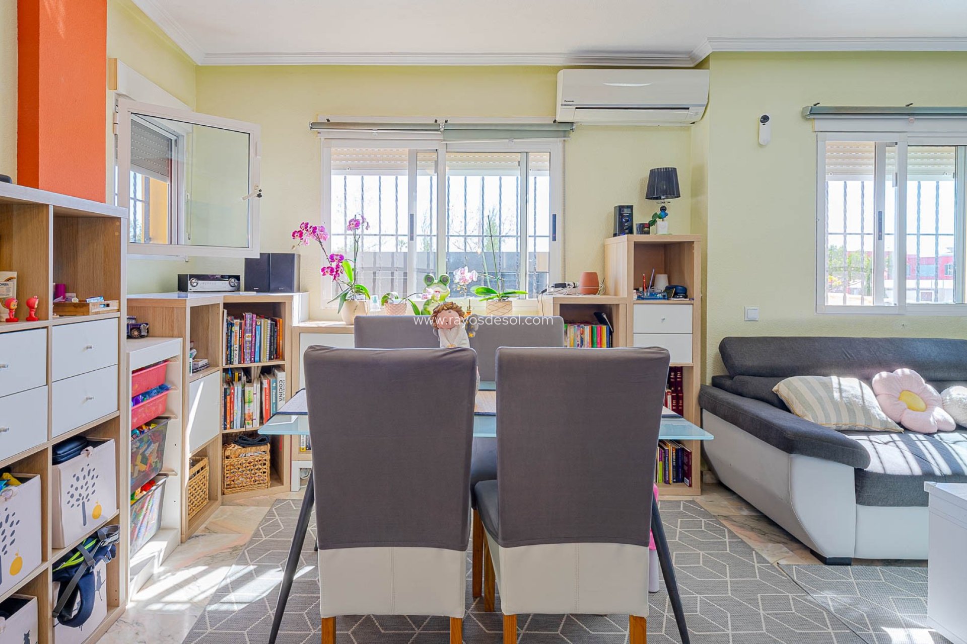 Resale - House - Torrevieja - Punta Prima