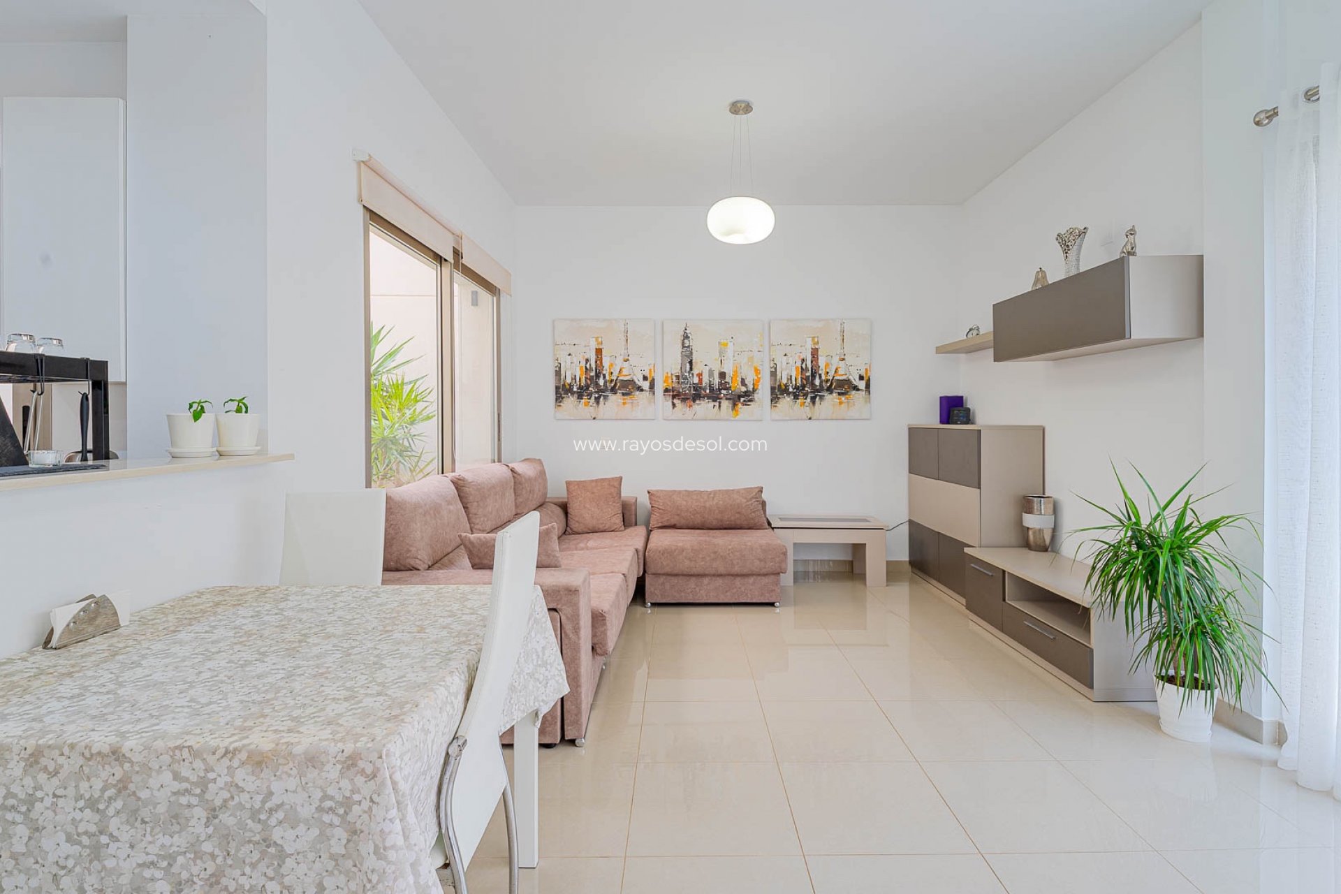Resale - House - Torrevieja - Punta Prima