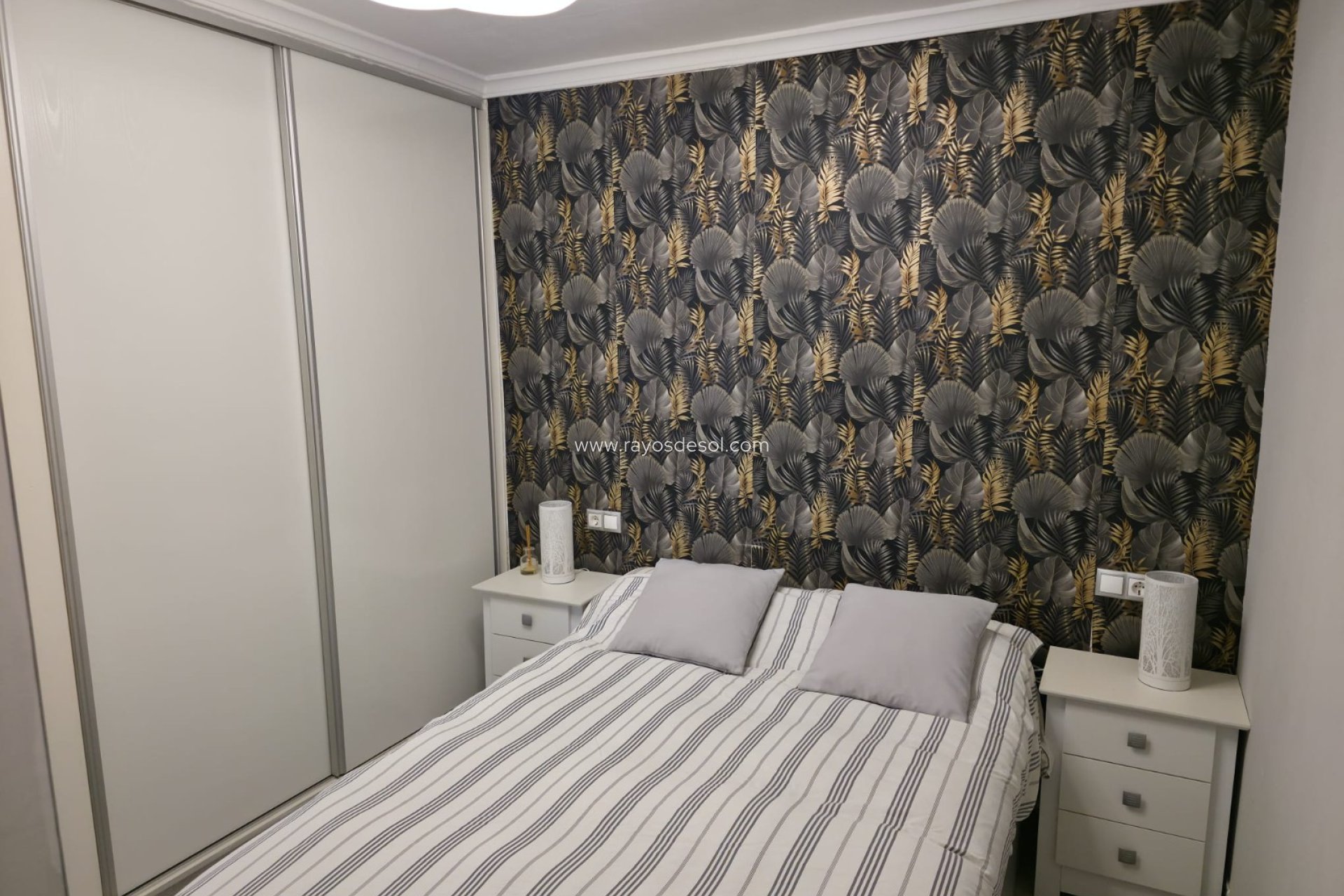 Resale - House - Torrevieja - Torretas