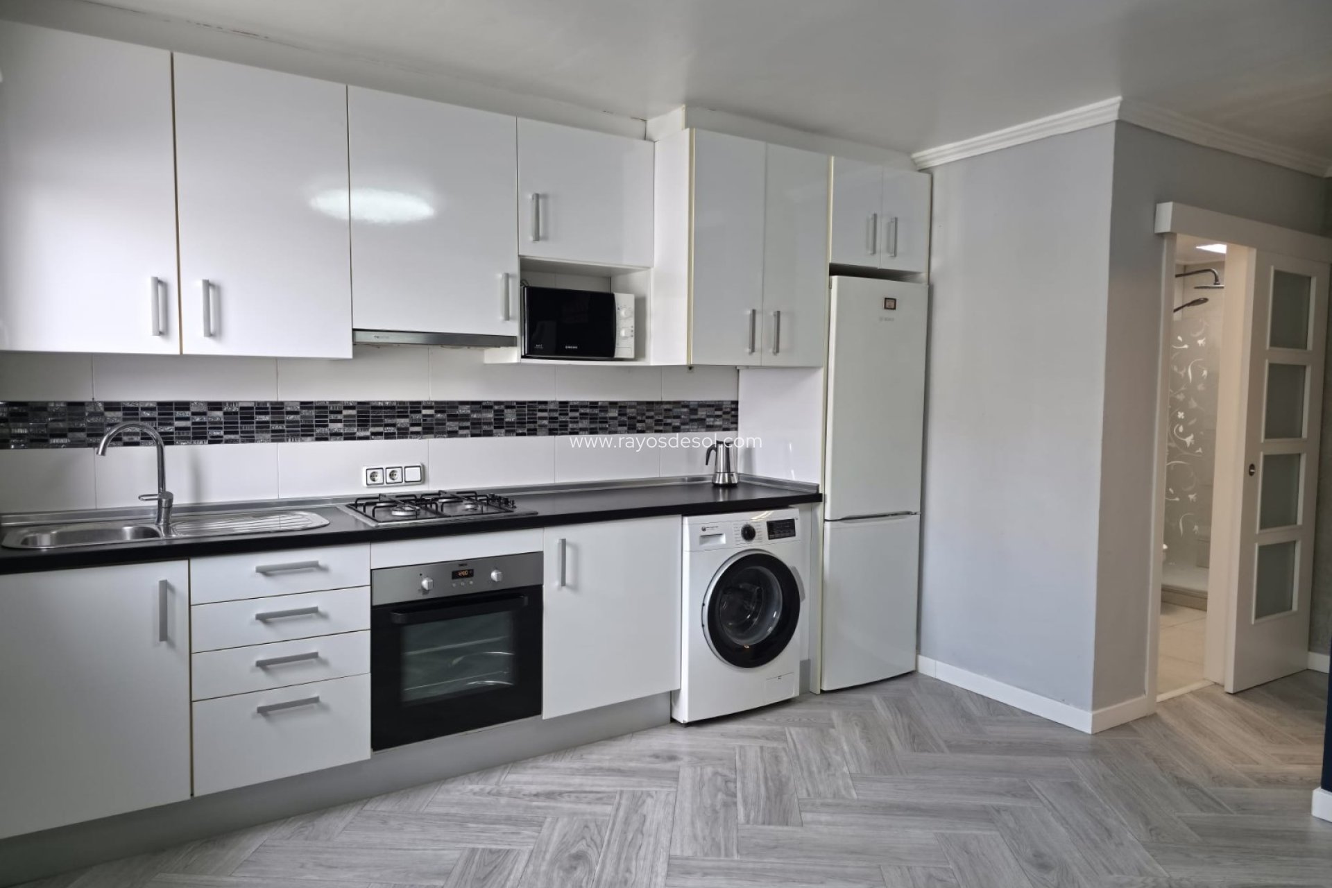 Resale - House - Torrevieja - Torretas