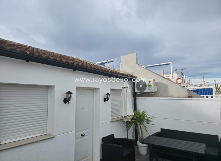 Resale - House - Torrevieja - Torretas