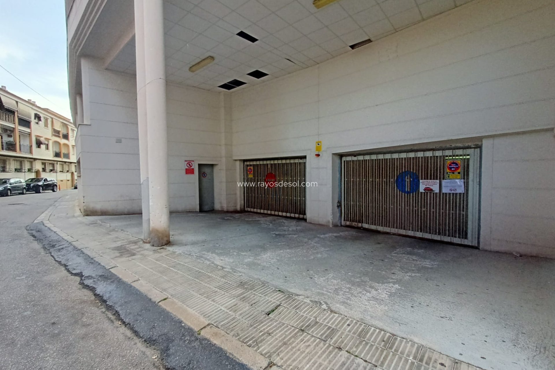 Resale - Parking Space / Garage - Calpe