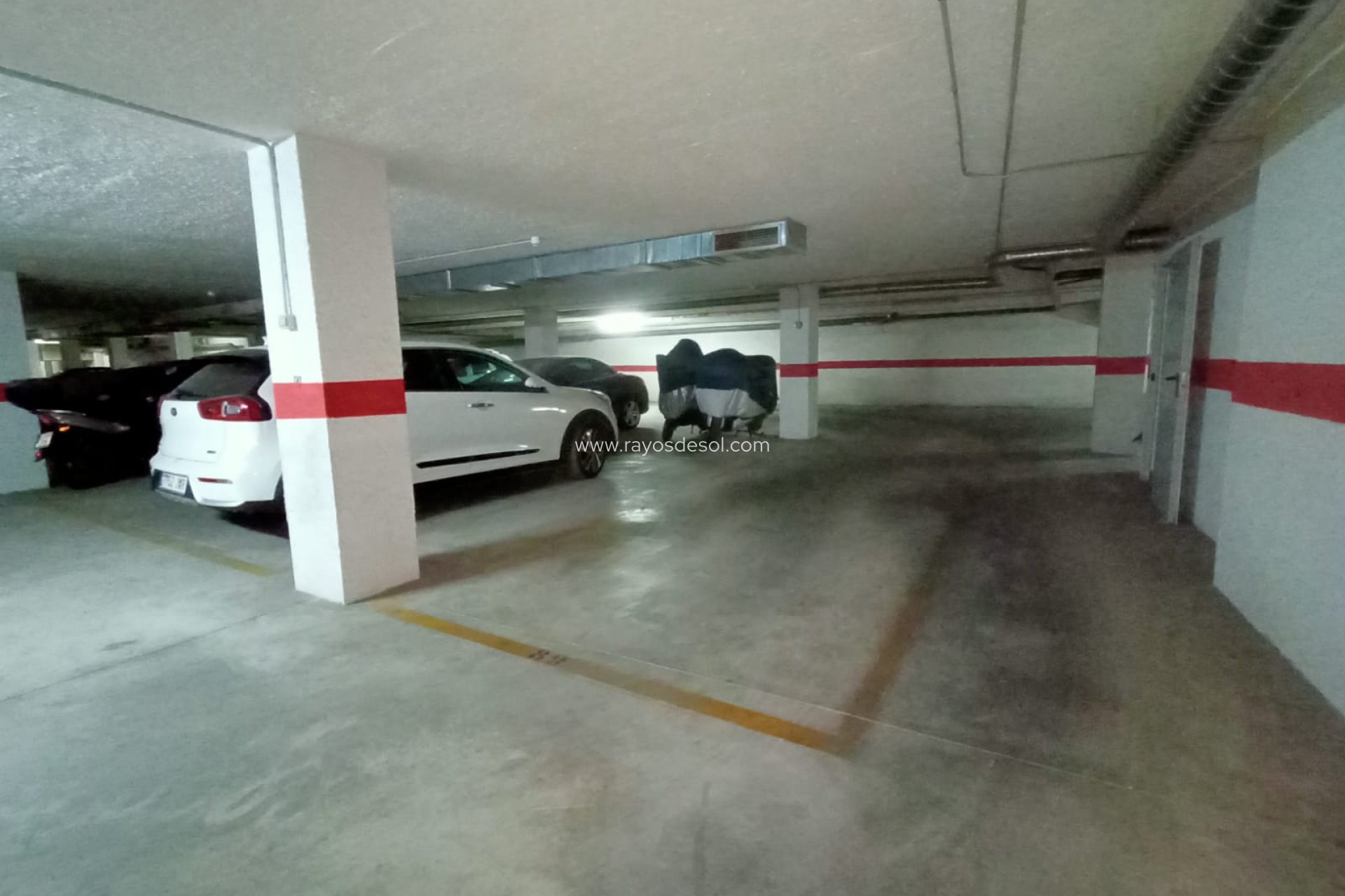 Resale - Parking Space / Garage - Calpe