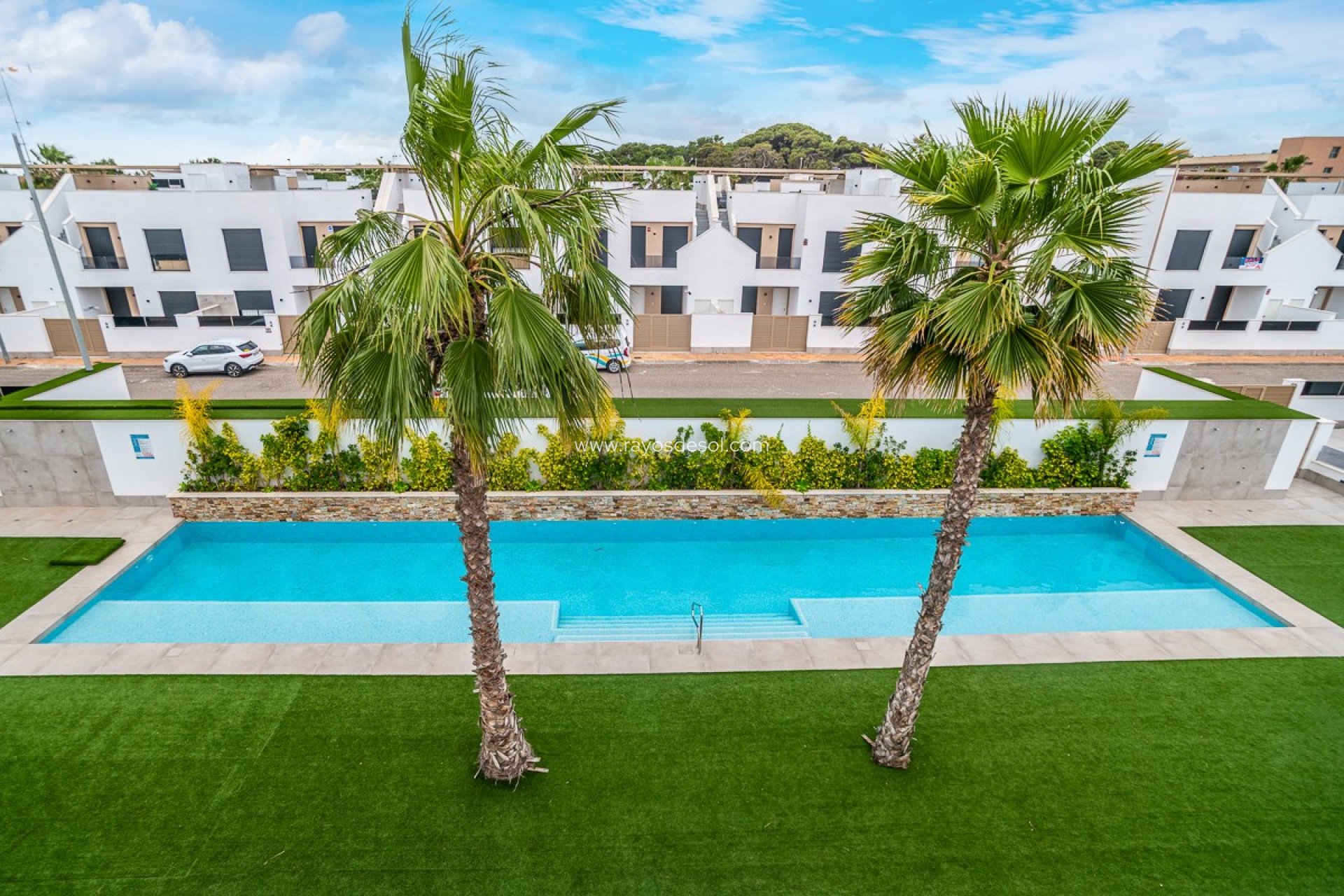 Resale - Penthouse - LO PAGÁN