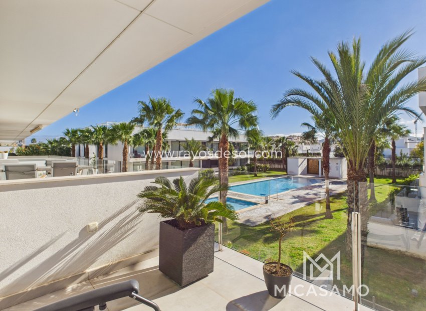 Resale - Penthouse - Mar de Cristal