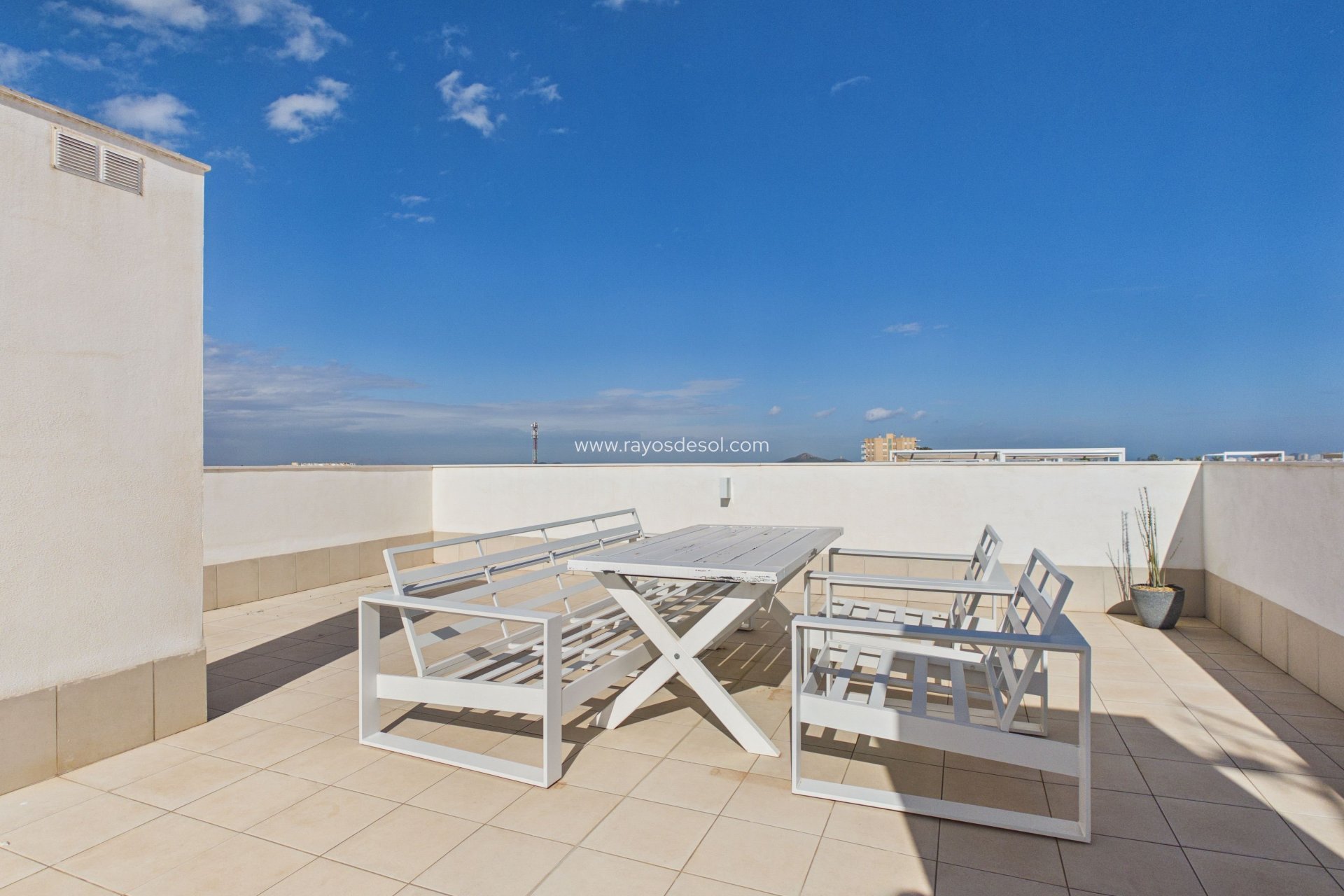 Resale - Penthouse - Mar de Cristal
