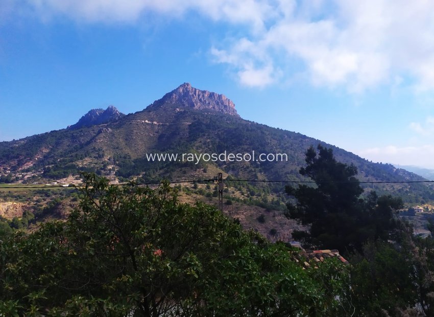 Resale - Plot / Land - Calpe