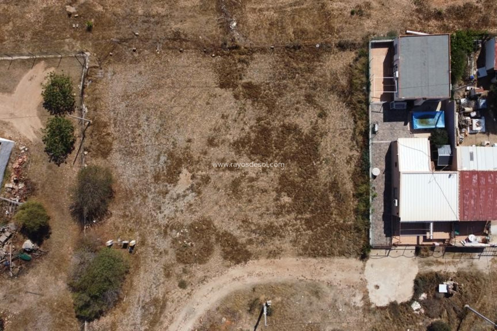 Resale - Plot / Land - Los Alcazares