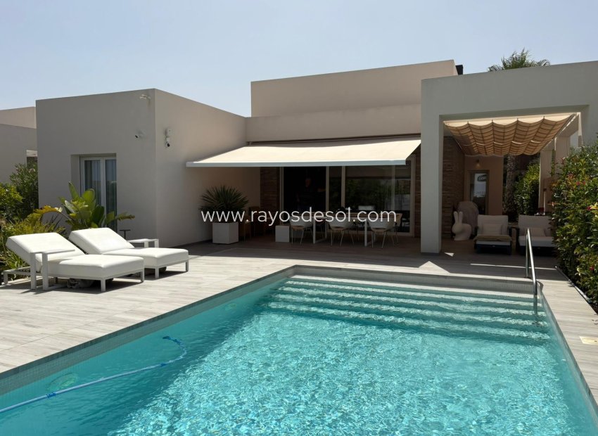 Resale - Villa - Algorfa - La Finca Golf