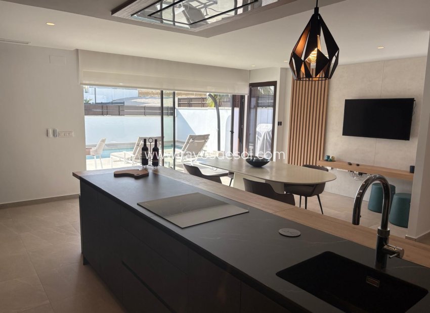 Resale - Villa - Algorfa - La Finca Golf