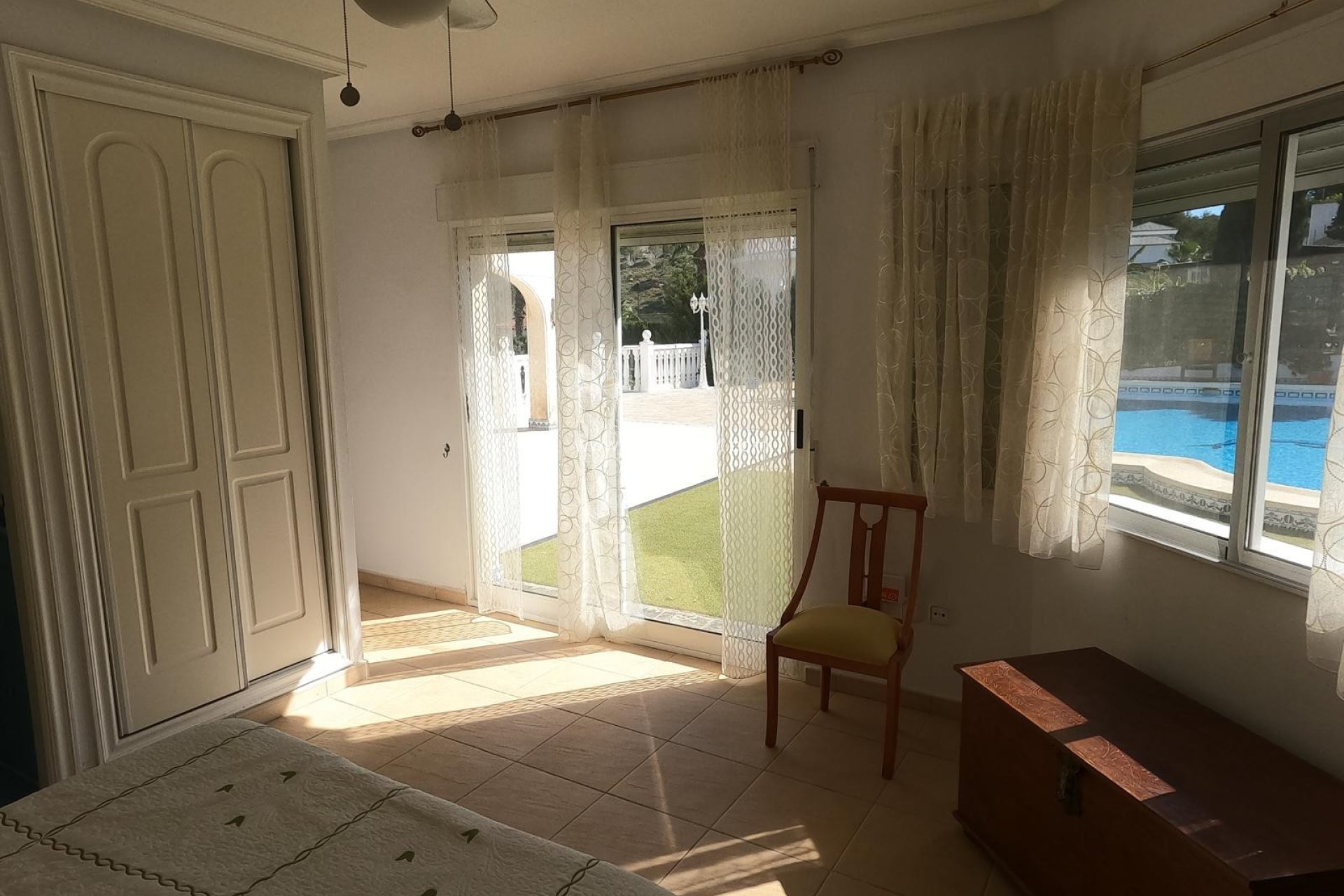 Resale - Villa - Algorfa