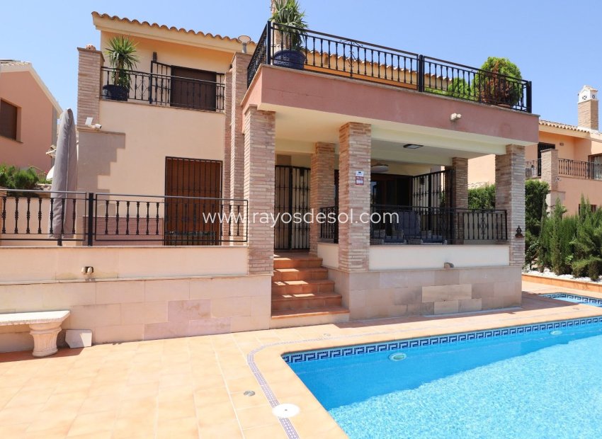 Resale - Villa - Algorfa