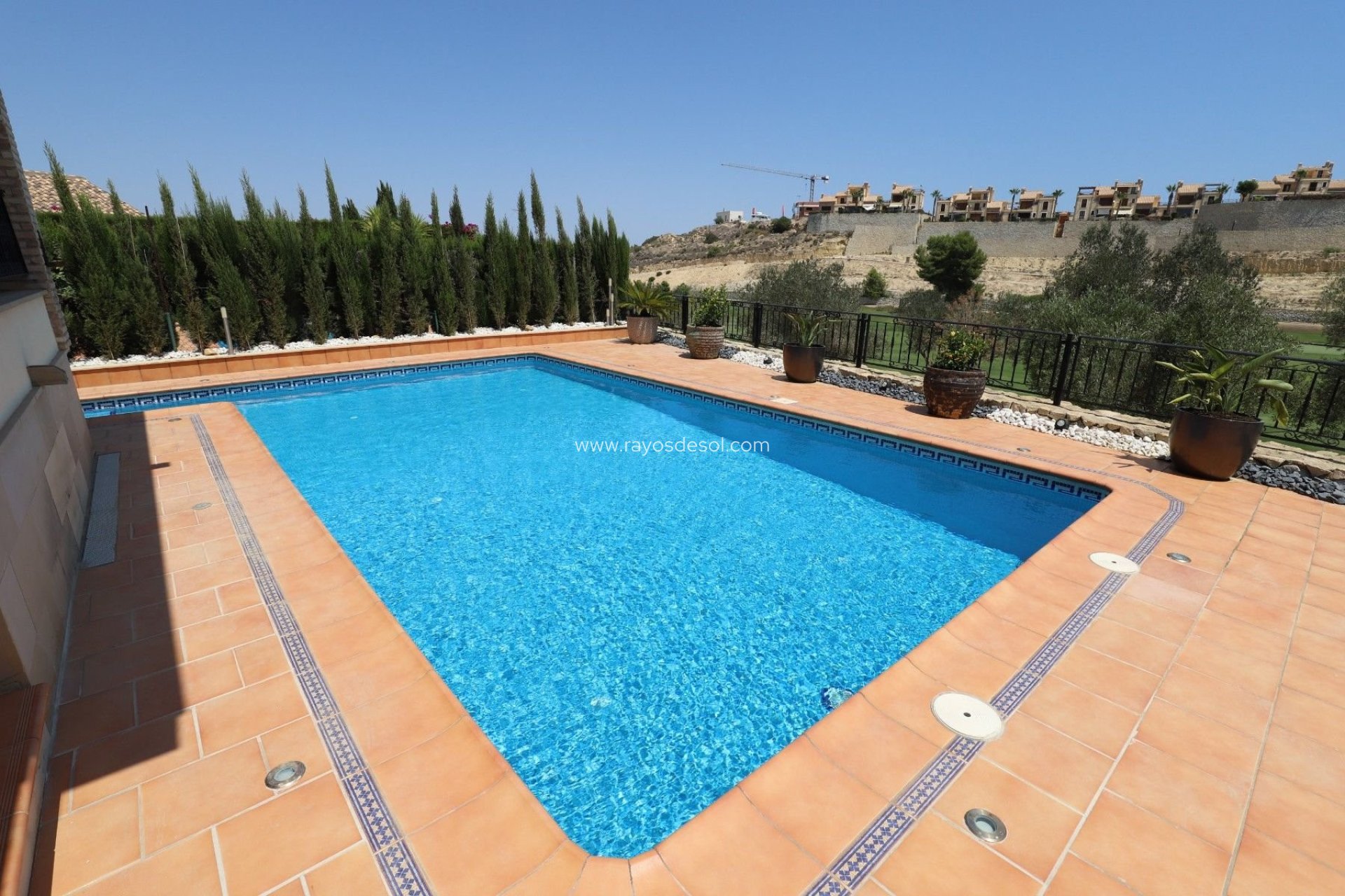 Resale - Villa - Algorfa