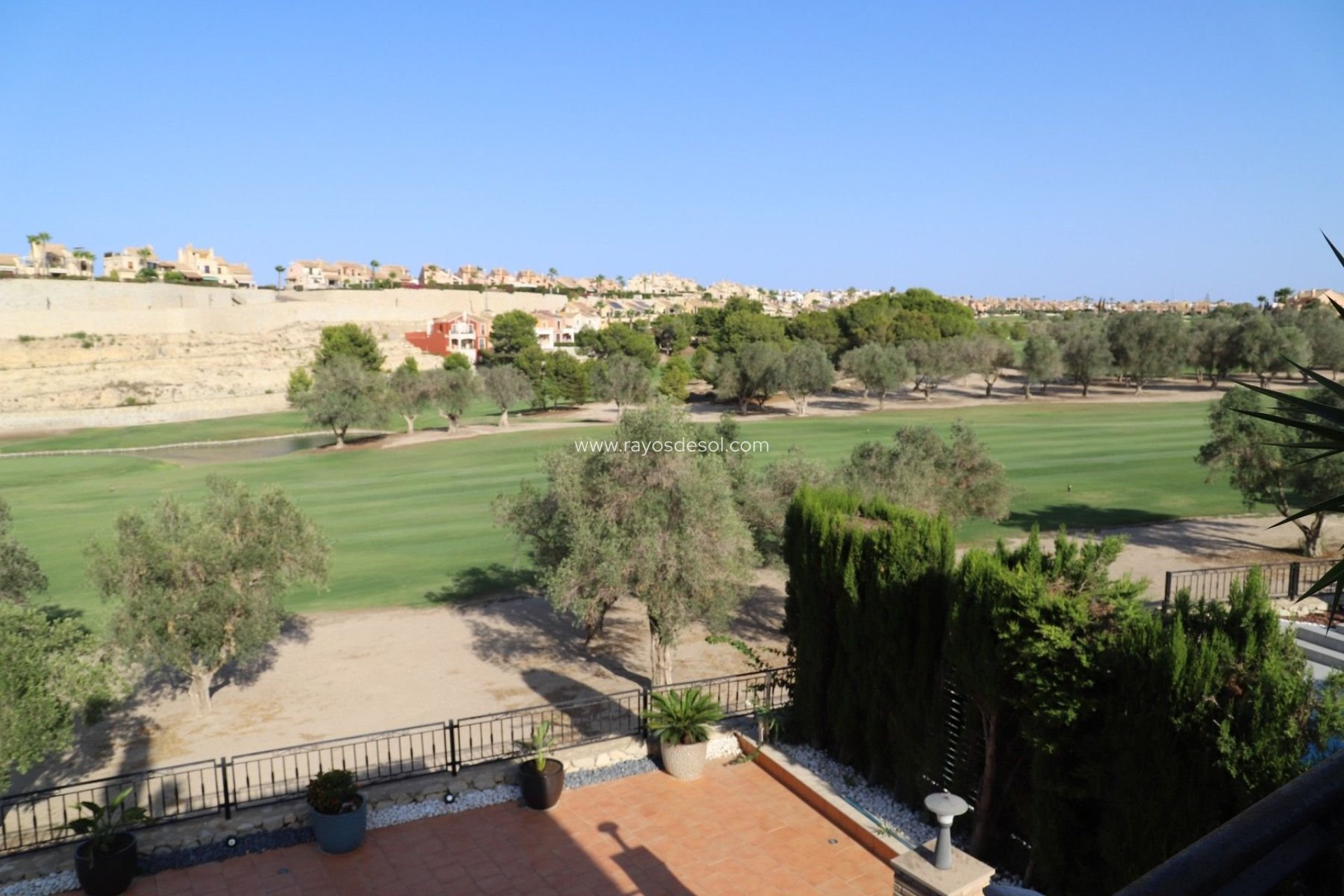 Resale - Villa - Algorfa