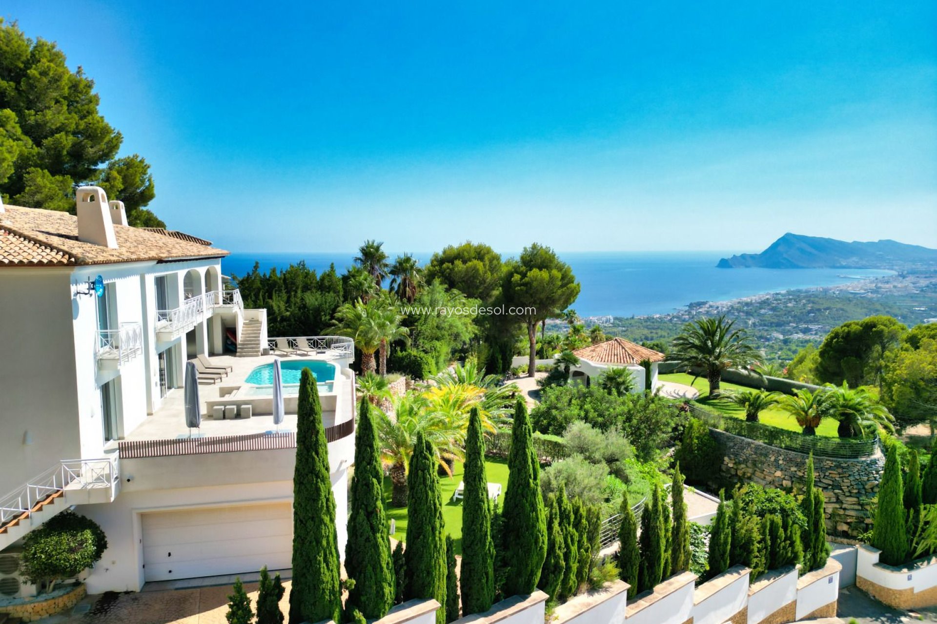 Resale - Villa - Altea