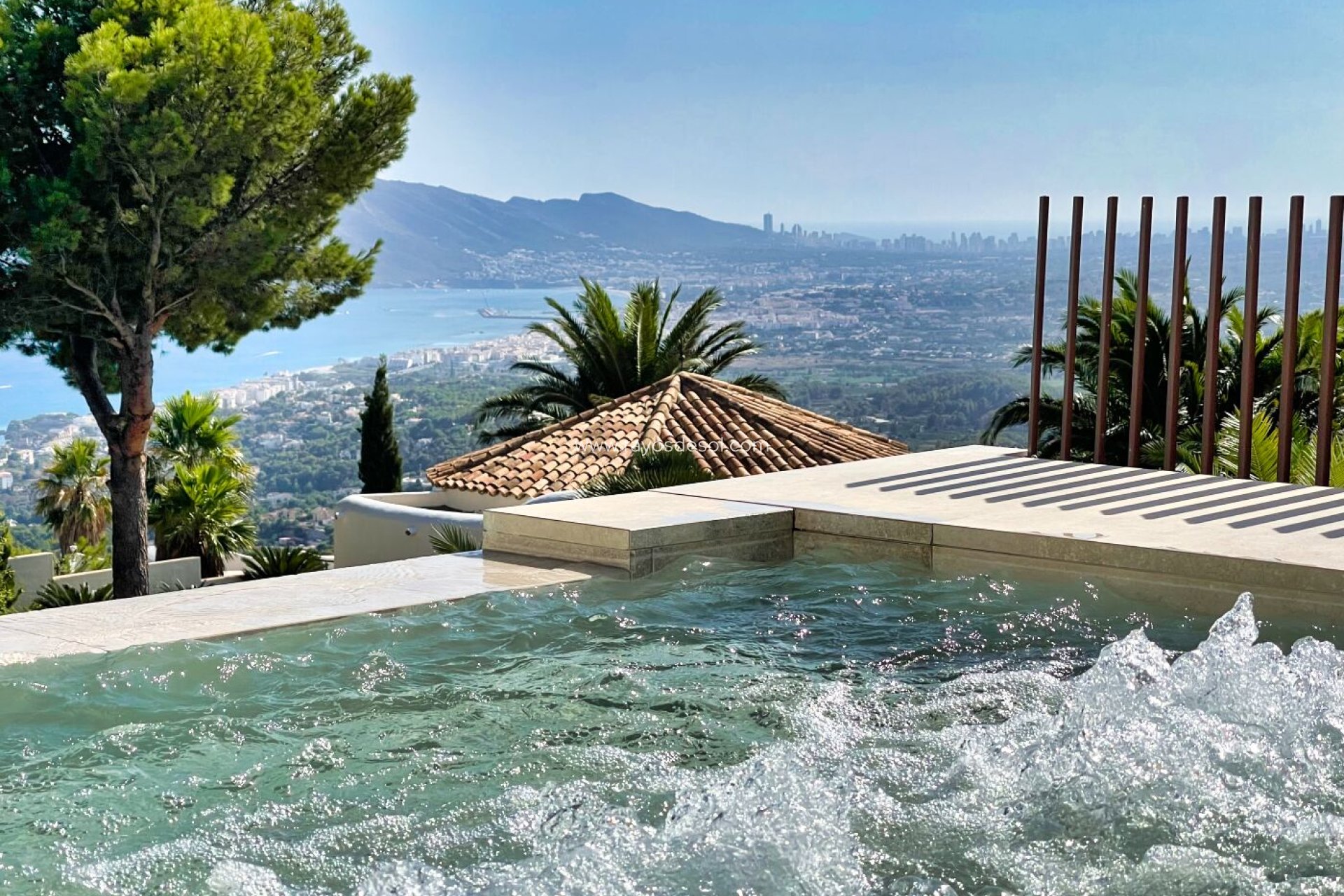 Resale - Villa - Altea