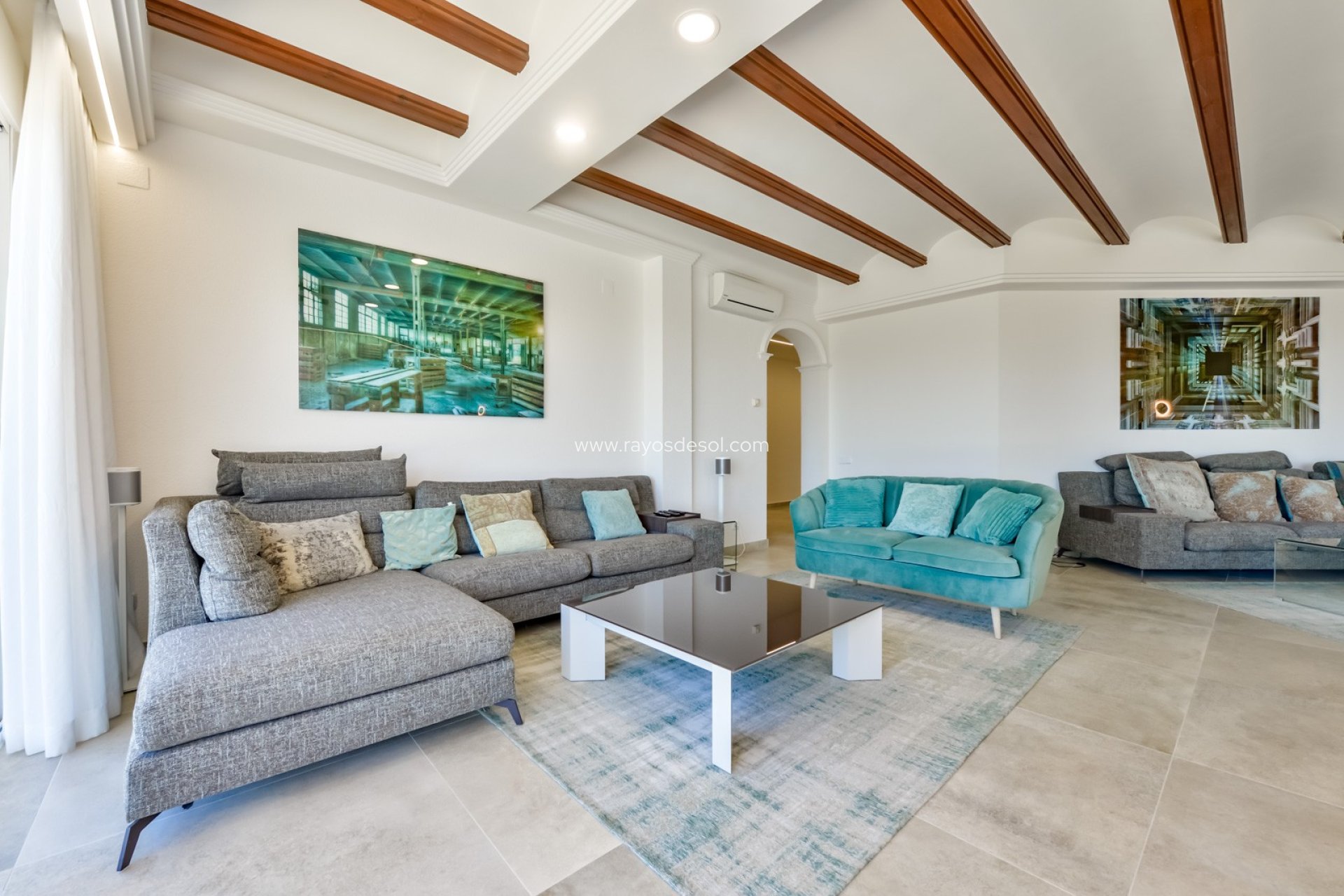 Resale - Villa - Altea