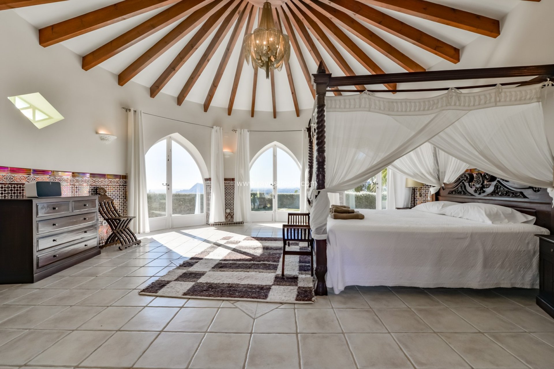 Resale - Villa - Altea