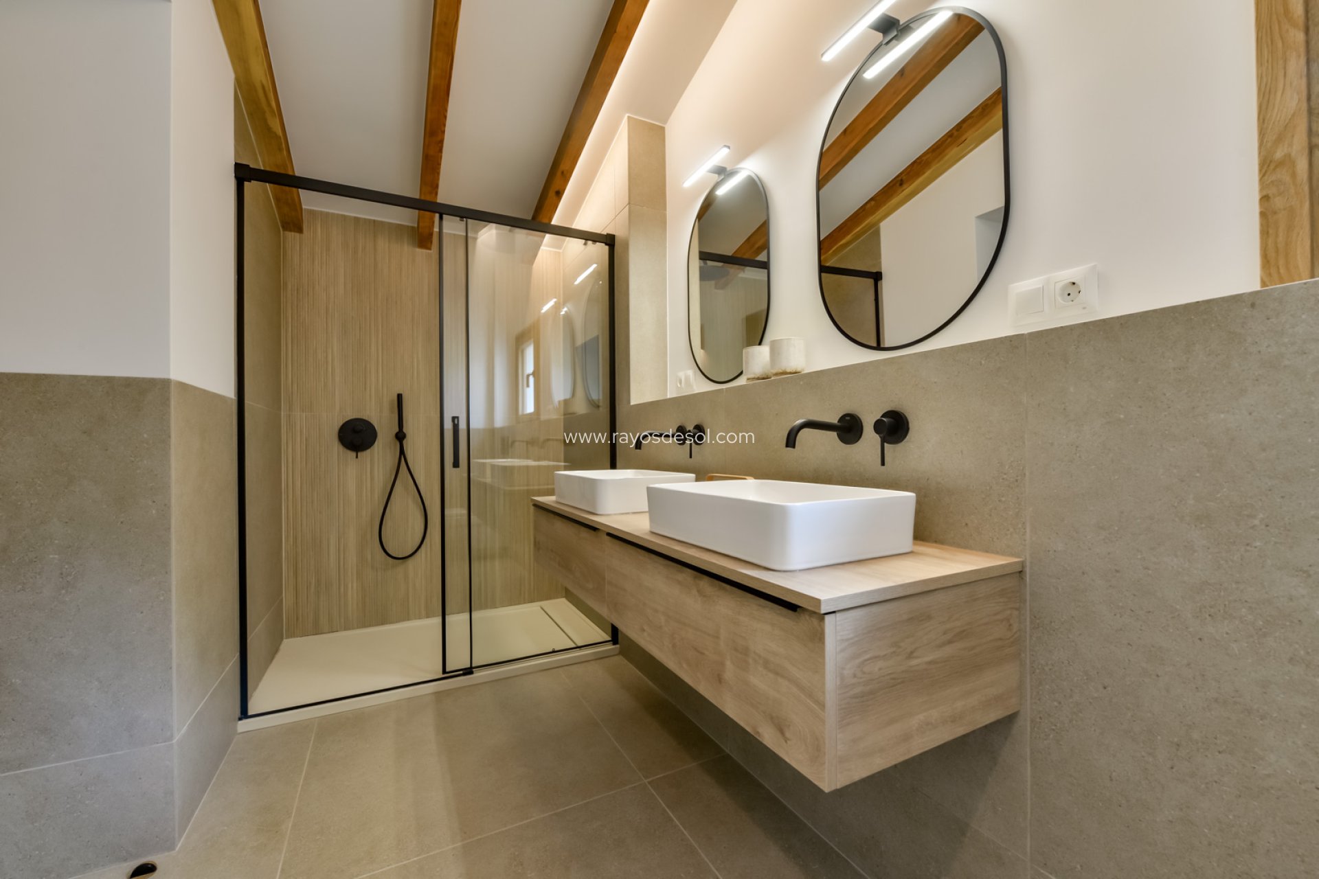 Resale - Villa - Altea