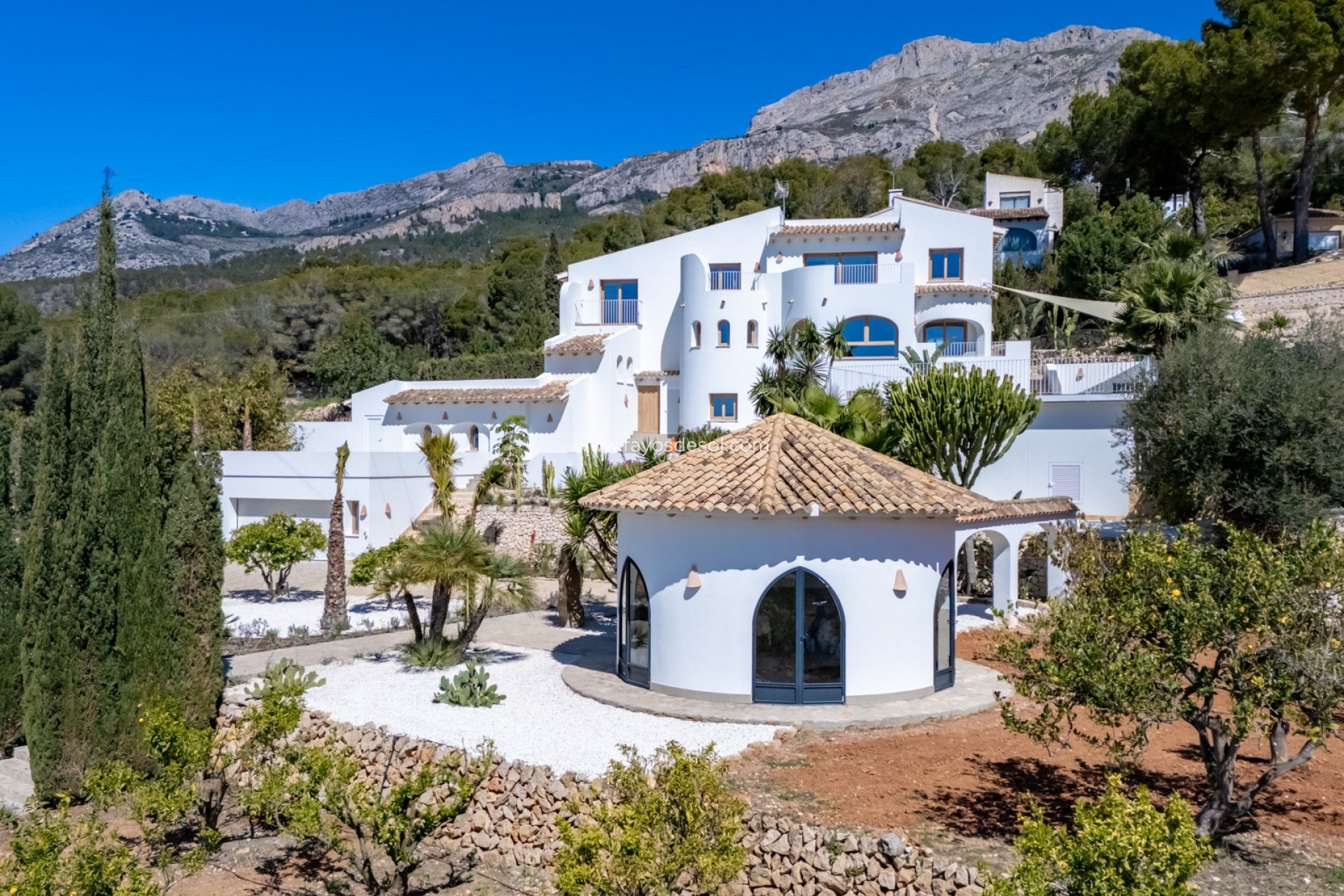 Resale - Villa - Altea