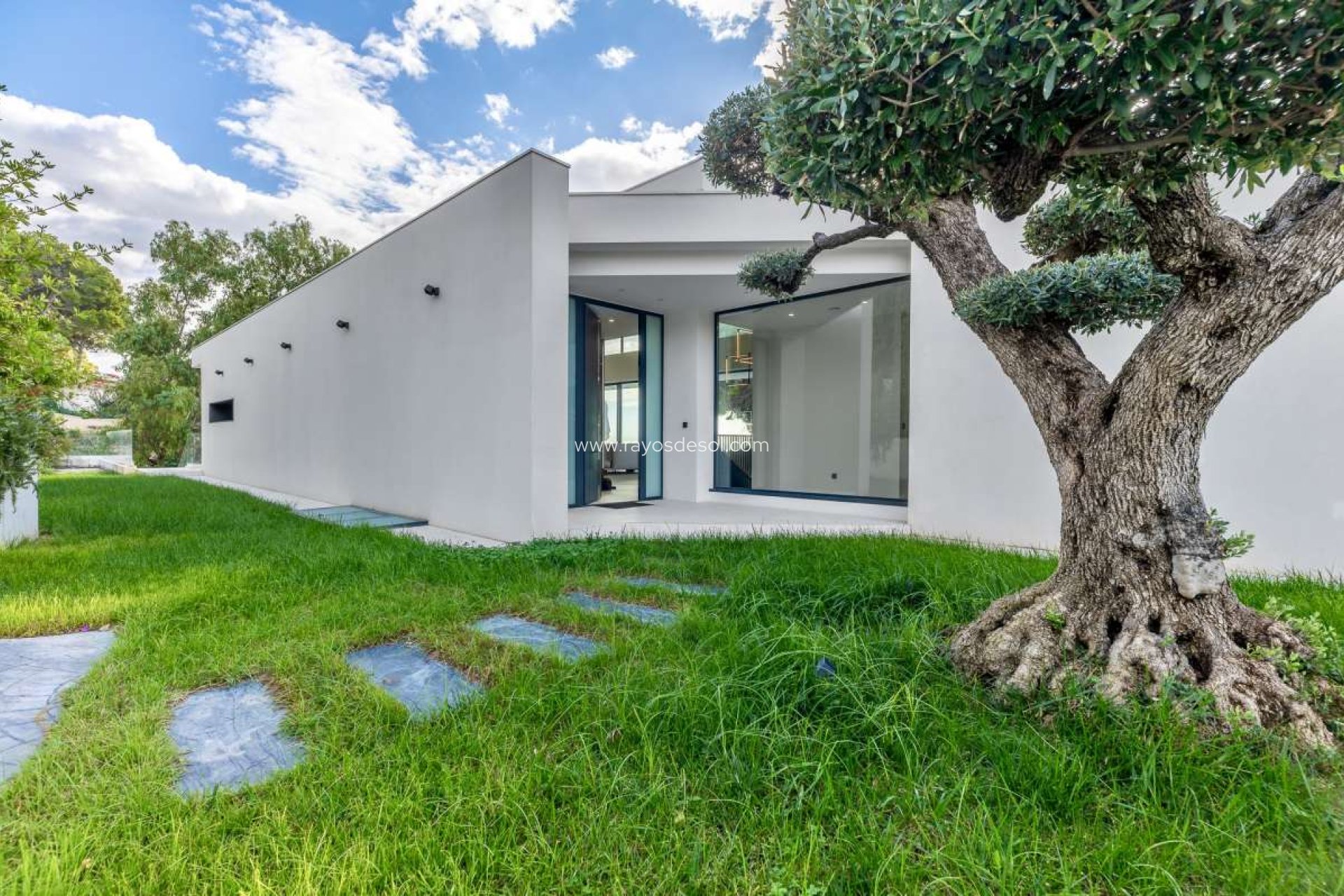 Resale - Villa - Altea