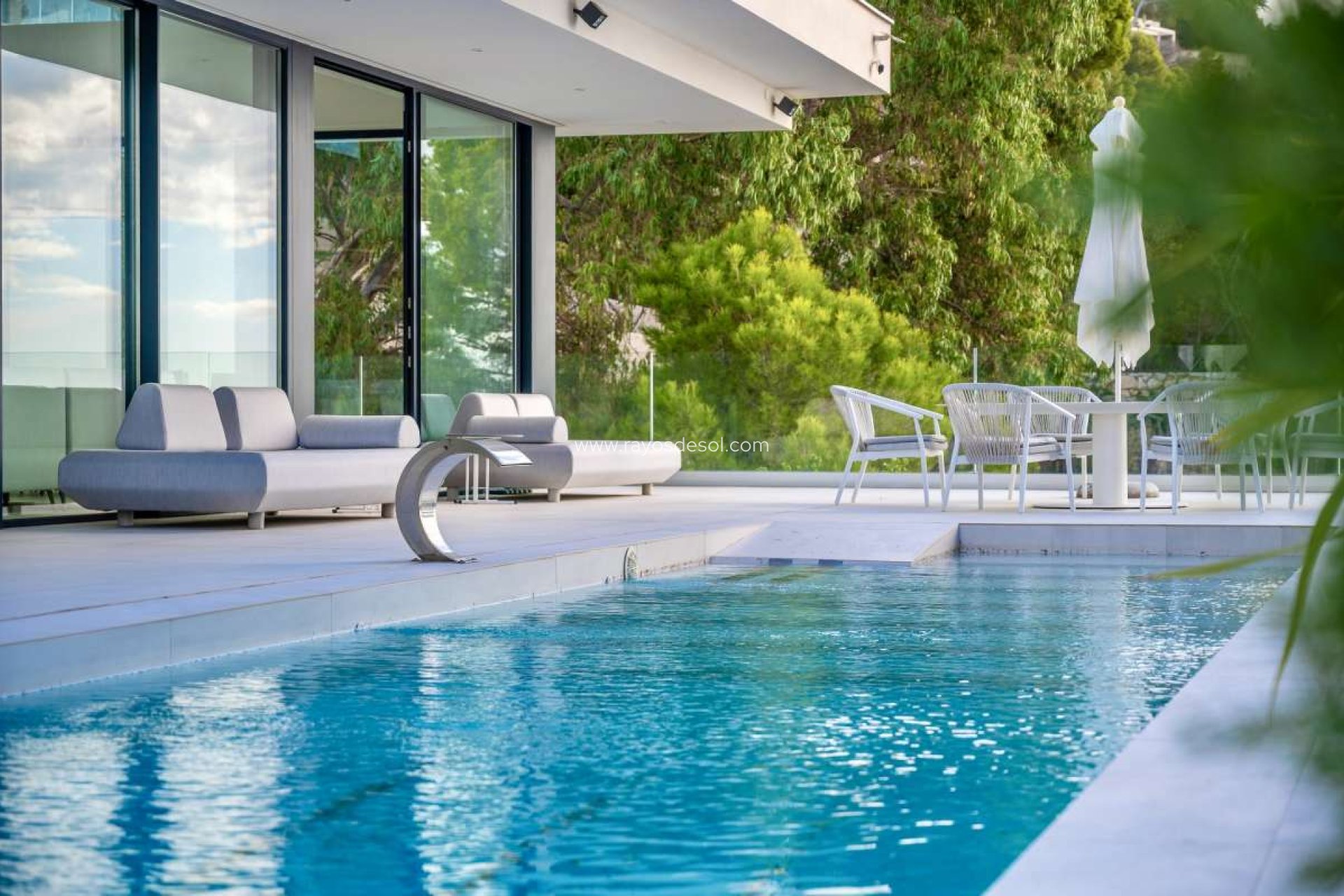 Resale - Villa - Altea