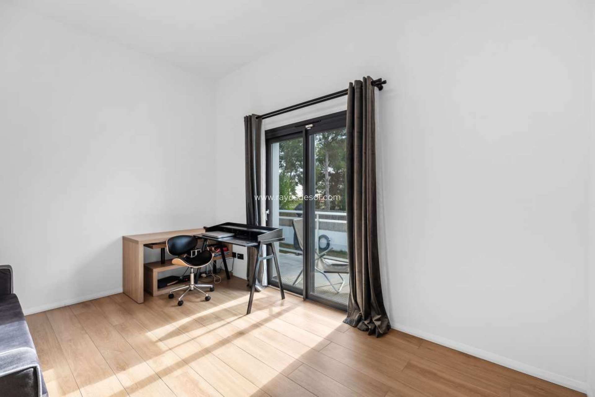 Resale - Villa - Altea