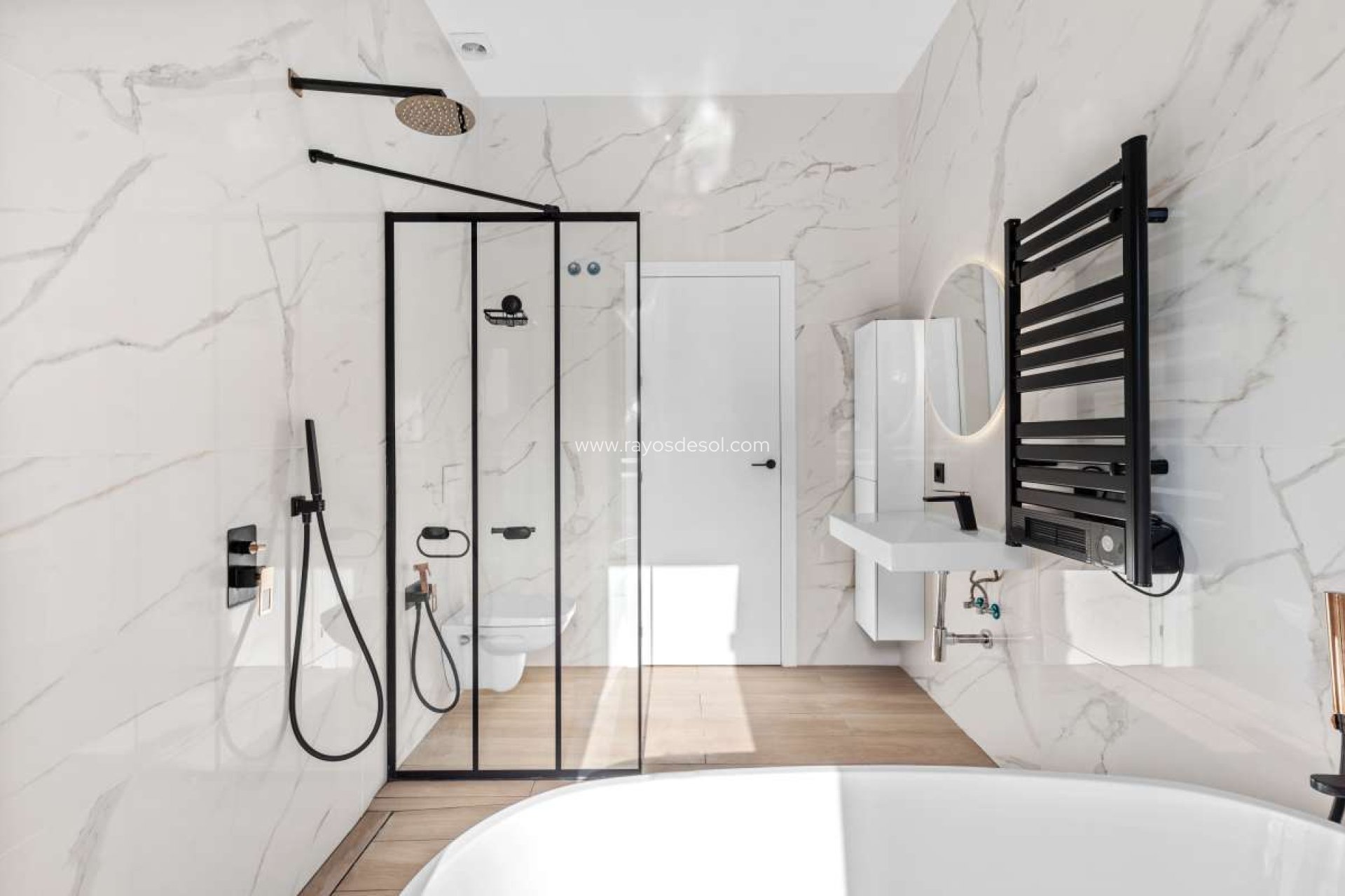 Resale - Villa - Altea