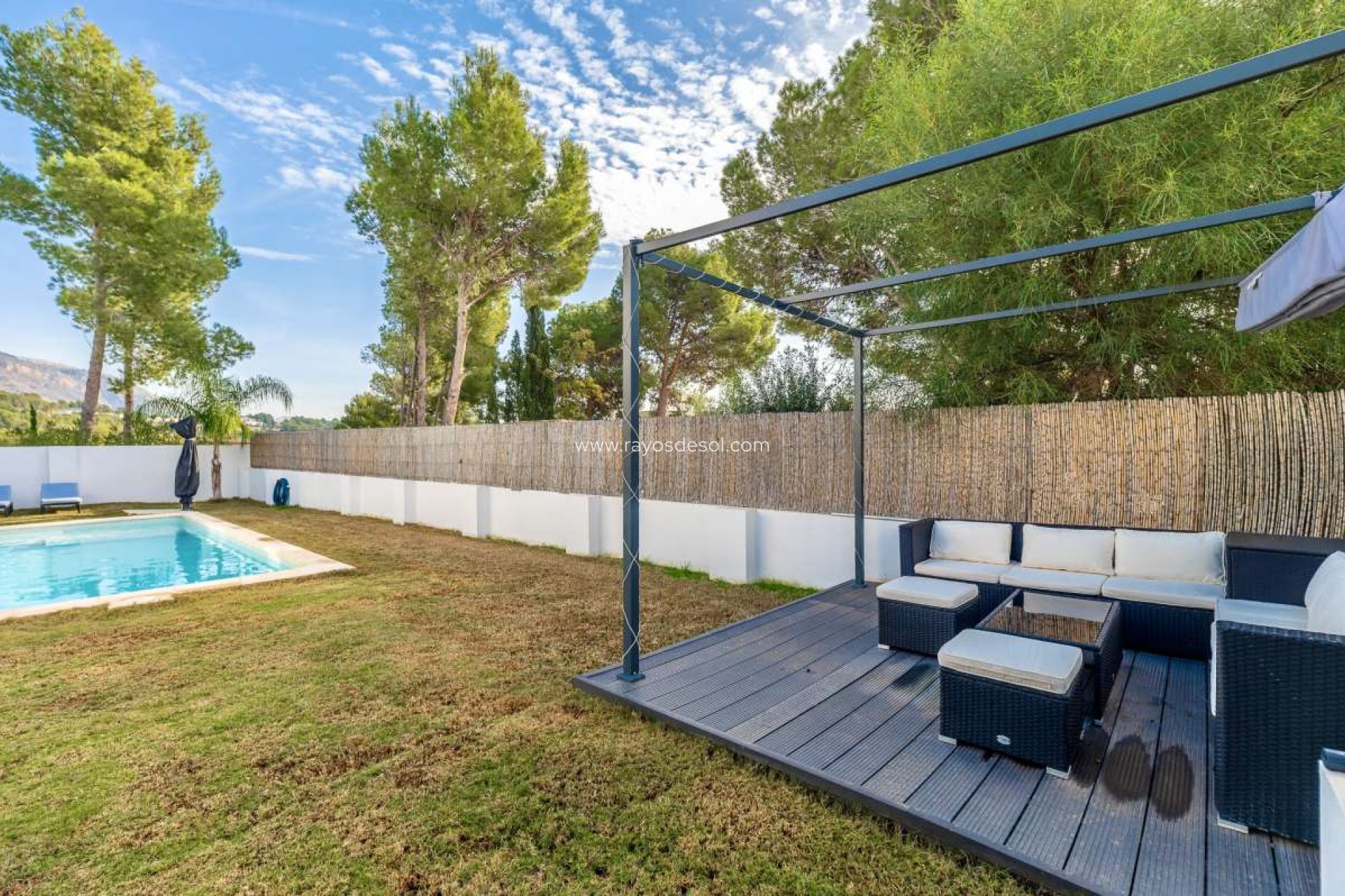 Resale - Villa - Altea