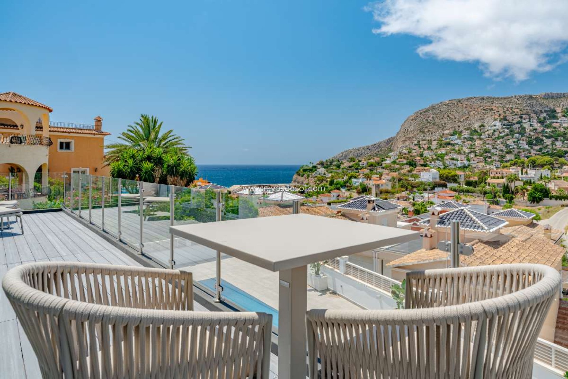 Resale - Villa - Altea