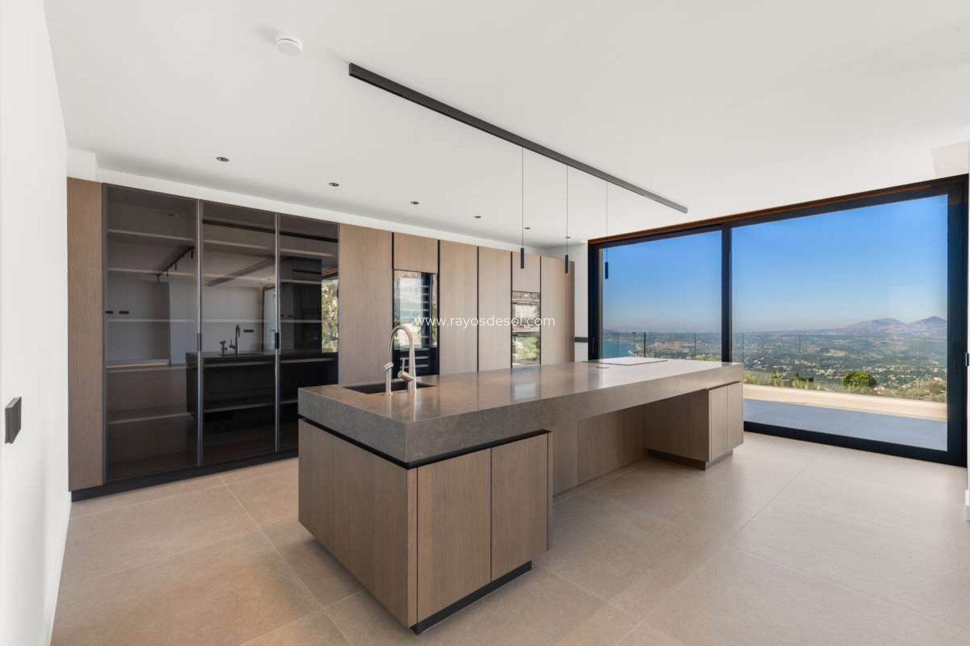 Resale - Villa - Altea