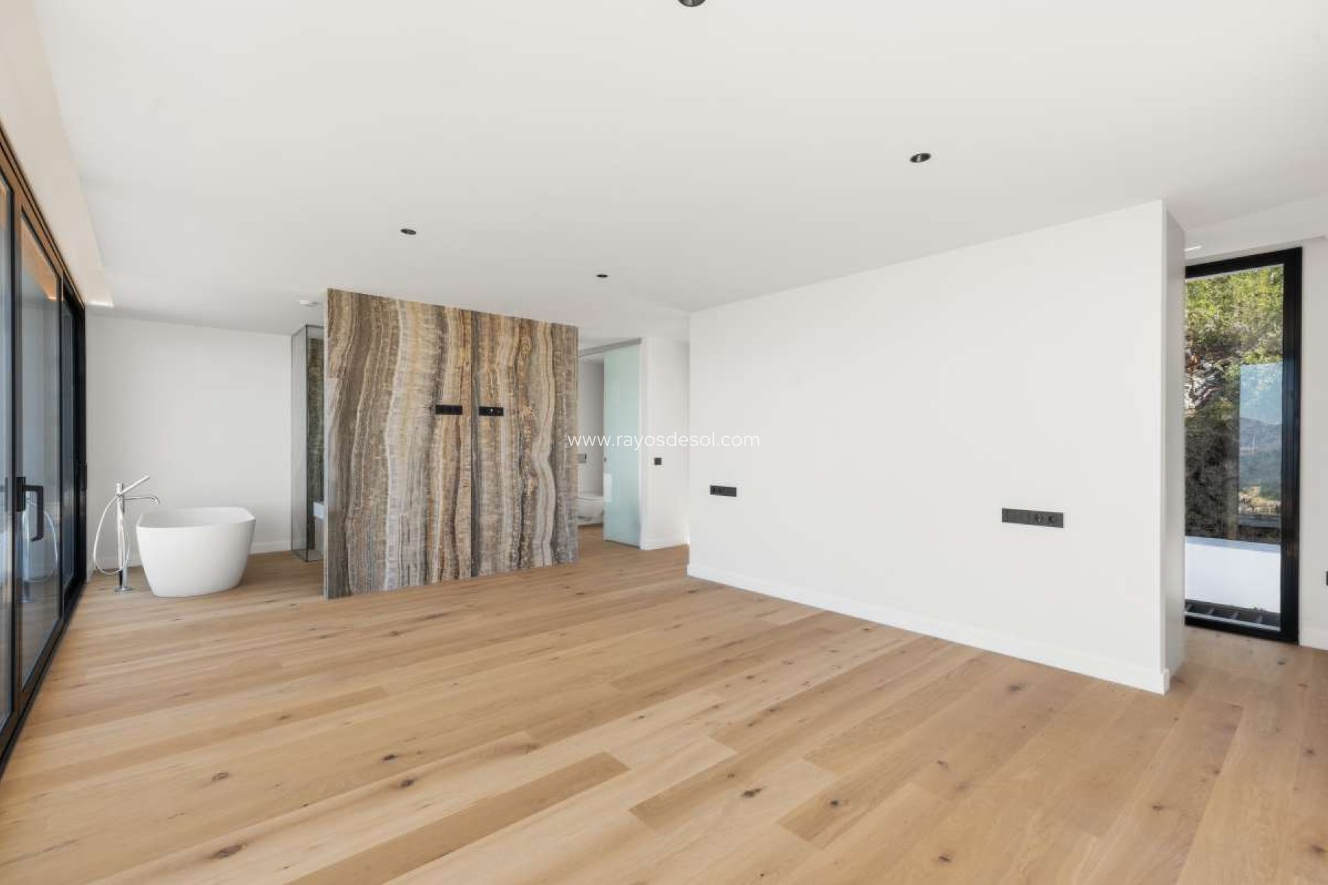 Resale - Villa - Altea