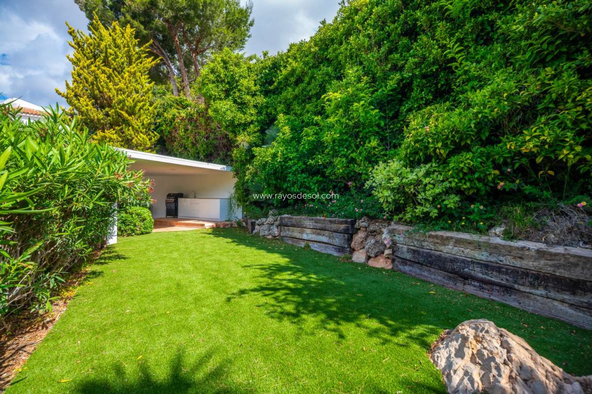 Resale - Villa - Altea