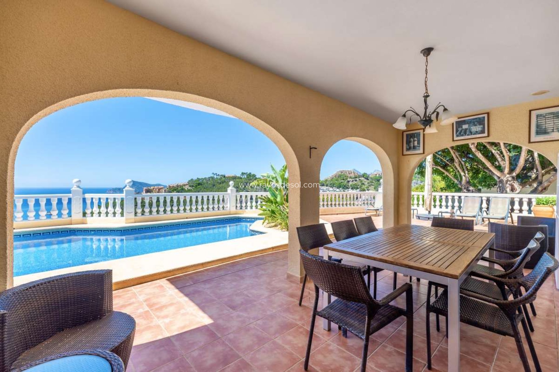 Resale - Villa - Altea