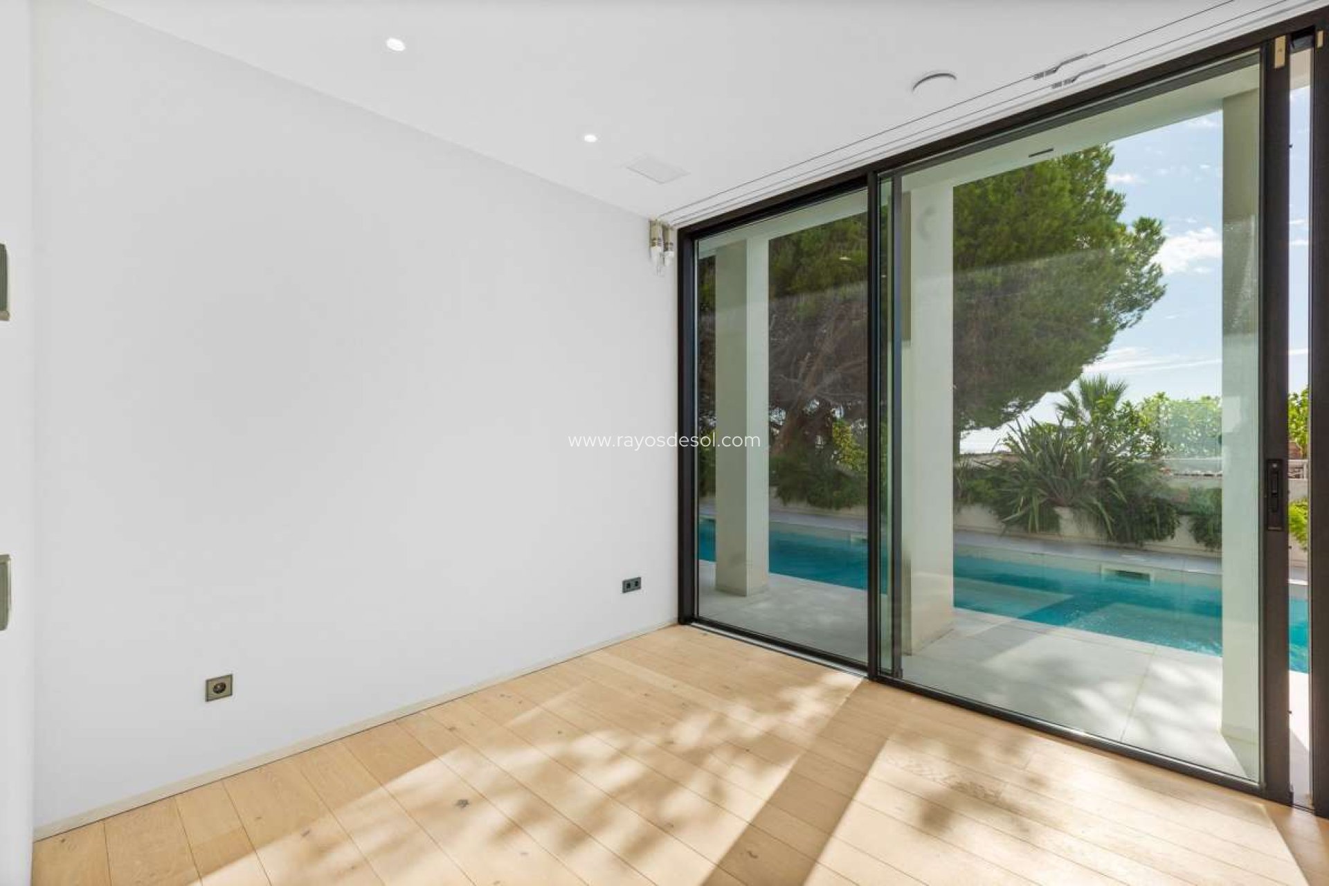 Resale - Villa - Altea