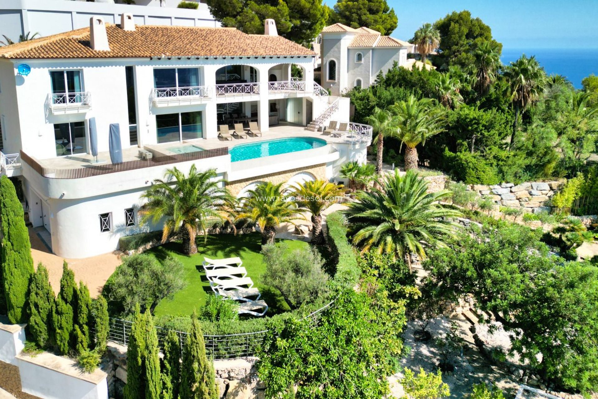 Resale - Villa - Altea