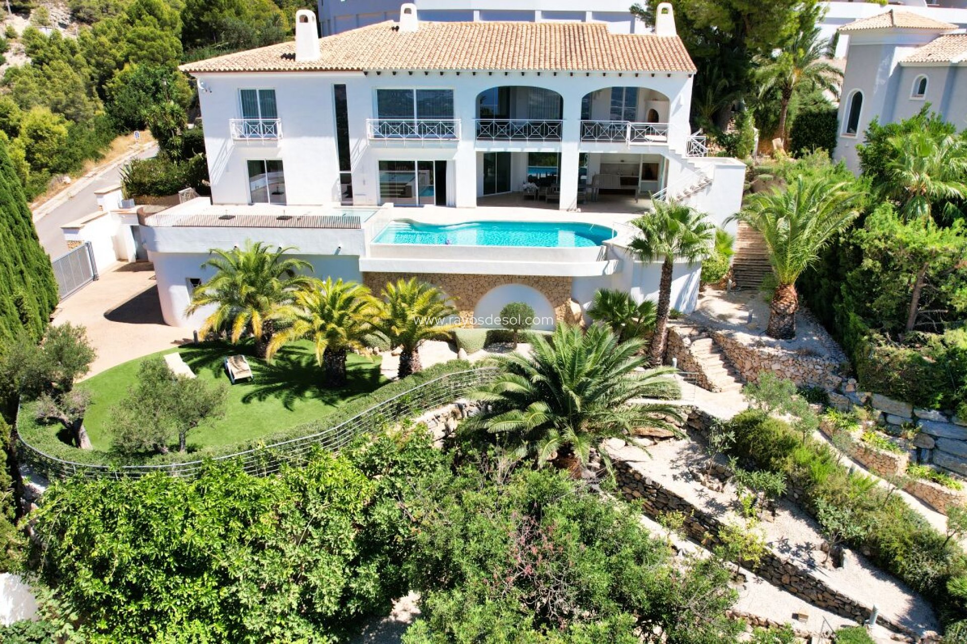 Resale - Villa - Altea