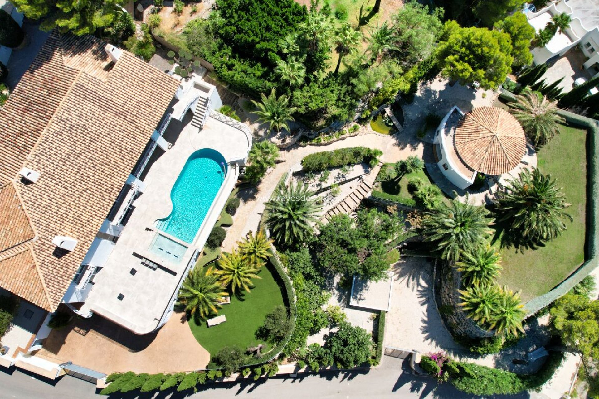 Resale - Villa - Altea