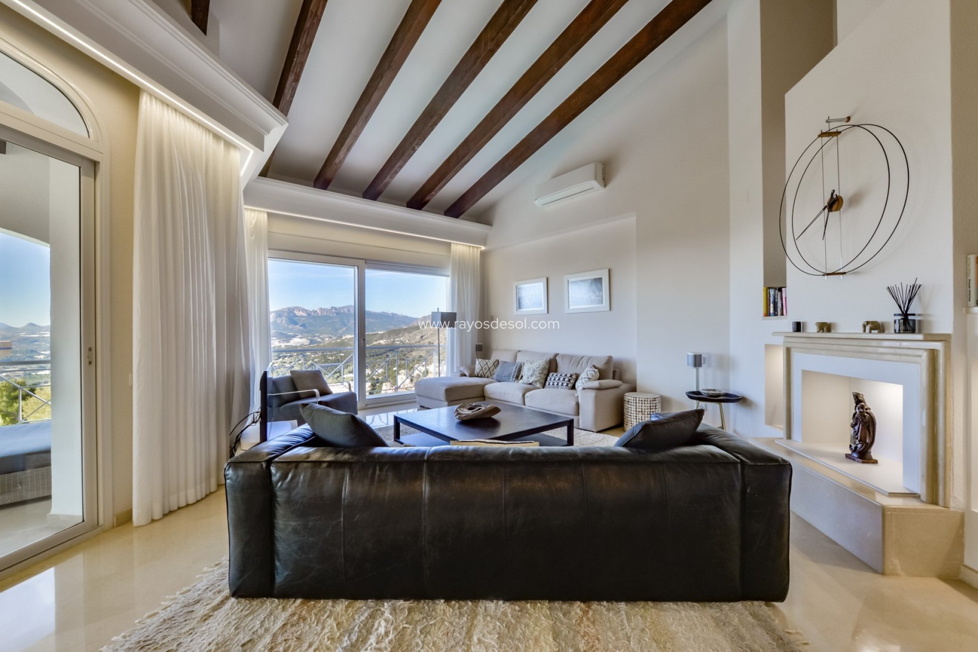Resale - Villa - Altea