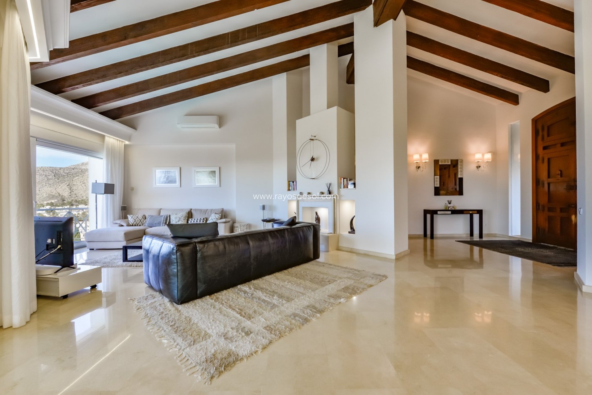 Resale - Villa - Altea