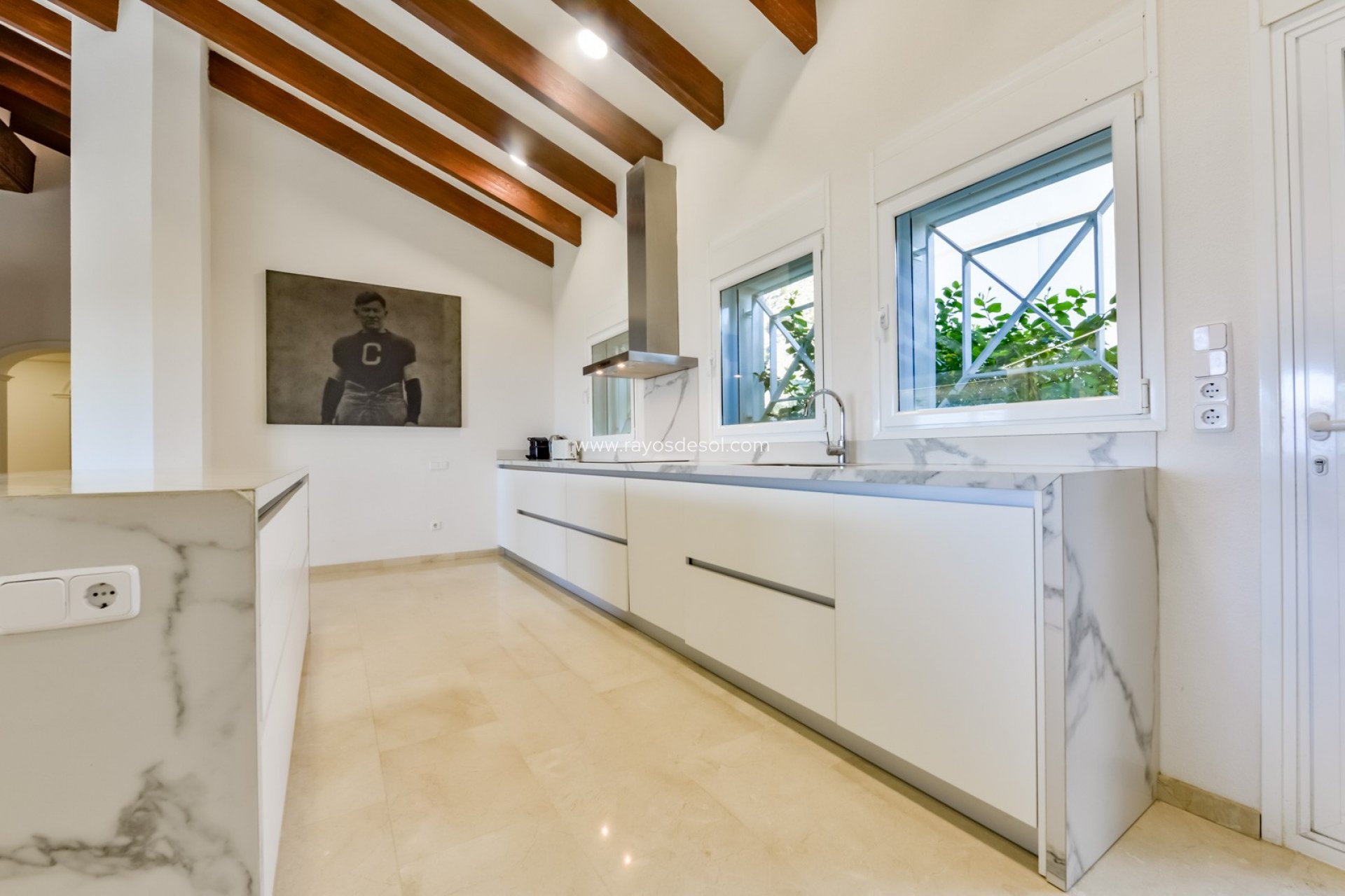 Resale - Villa - Altea