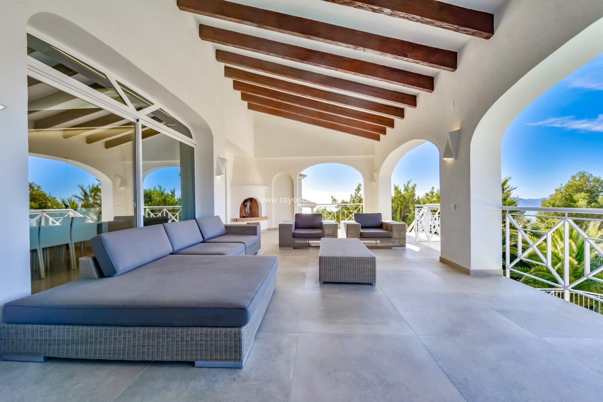 Resale - Villa - Altea