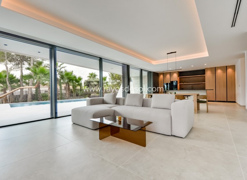 Resale - Villa - Altea